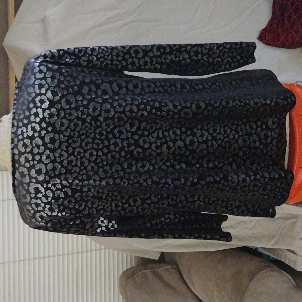 Blouse - Picture 2 of 4